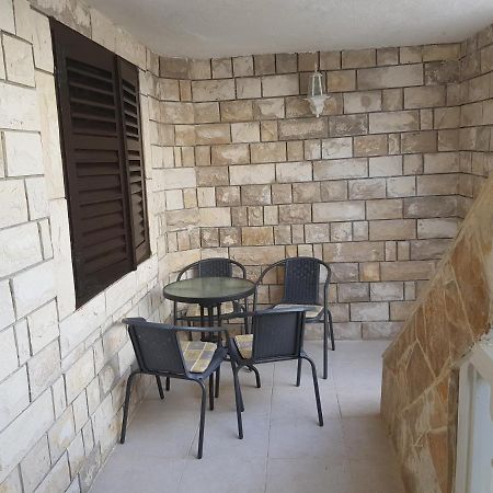 Apartman Martina Ražanac Екстериор снимка